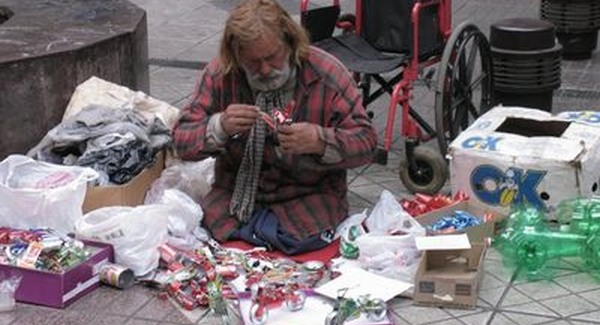 homeless-qpr.jpg